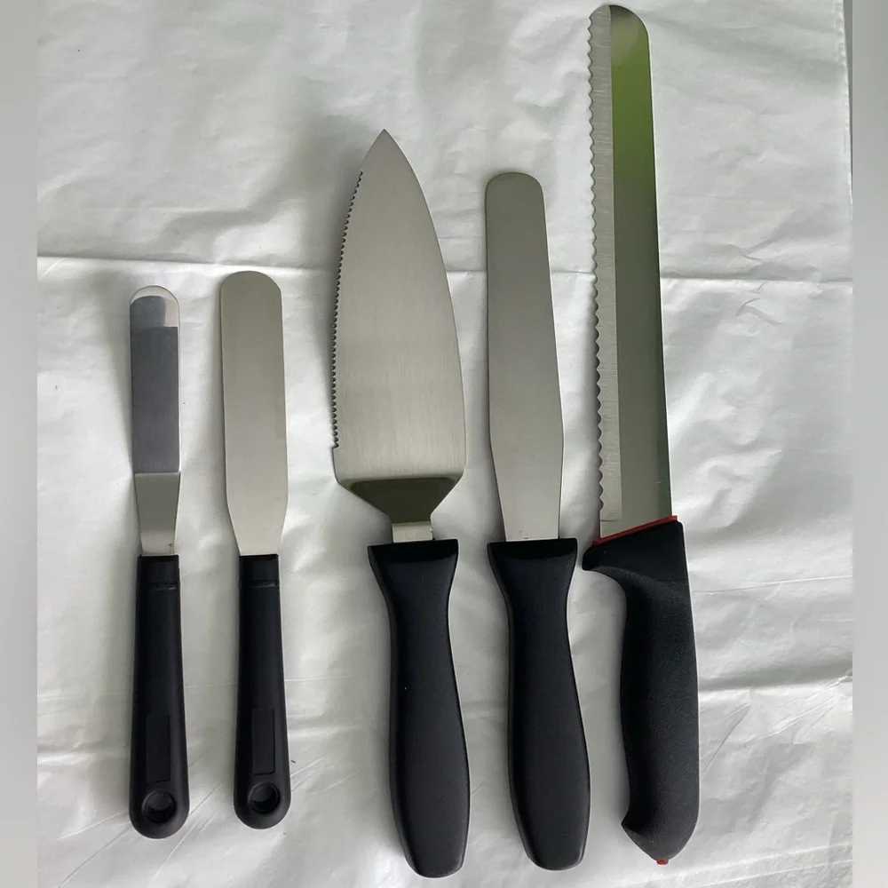 NIB! New! Set of 5 Baker Tool Set Fat Dadio’s Pastries Cakes
